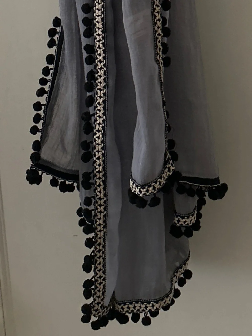 Lovely new Pom Pom women’s scarf